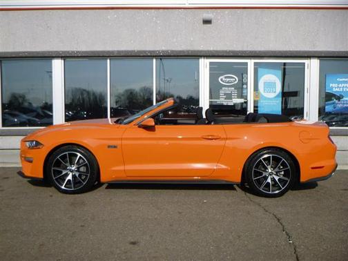 2021 Ford Mustang EcoBoost