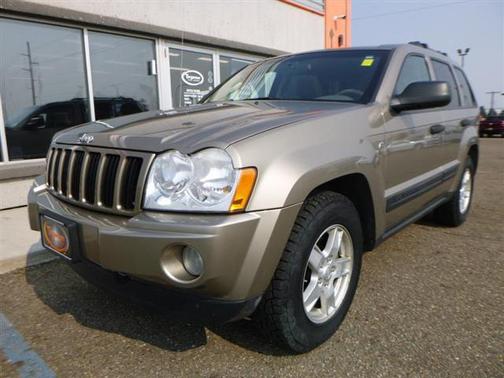 2005 Jeep Grand Cherokee Laredo