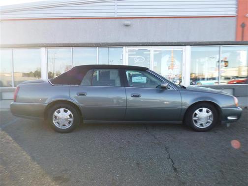 2004 Cadillac DeVille Base
