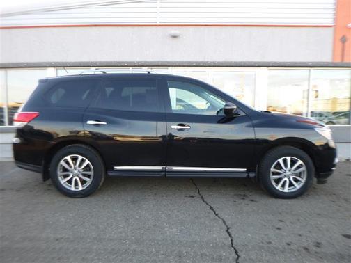 2014 Nissan Pathfinder SL