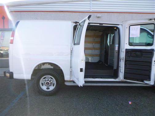 2015 GMC Savana 2500 Work Van