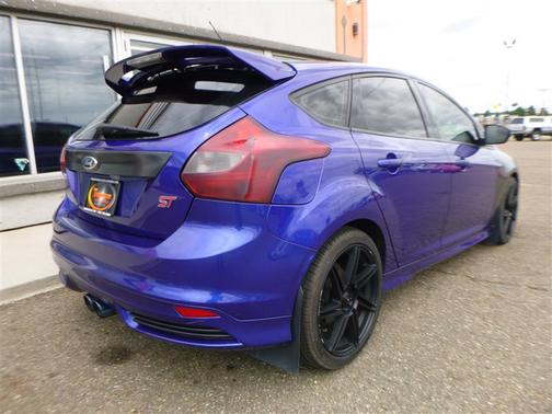 Performance Blue 2014 Ford Focus ST