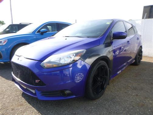 Performance Blue 2014 Ford Focus ST