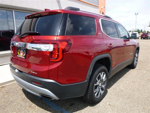 2023 GMC Acadia AWD SLT