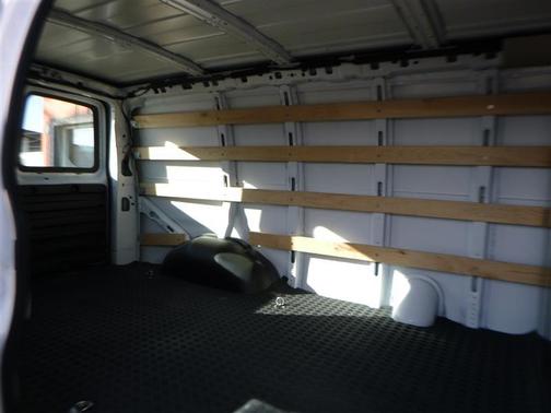 2024 GMC Savana 2500 Work Van