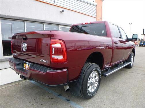 2024 RAM 2500 Laramie Crew Cab 4x4 6'4' Box