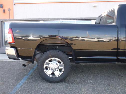 2020 RAM 2500 Tradesman Regular Cab 4X4 8' Box