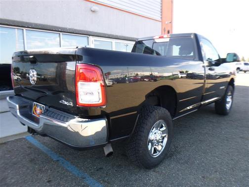 2020 RAM 2500 Tradesman Regular Cab 4X4 8' Box