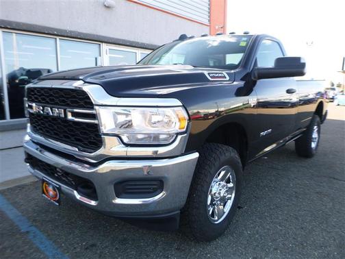 2020 RAM 2500 Tradesman Regular Cab 4X4 8' Box
