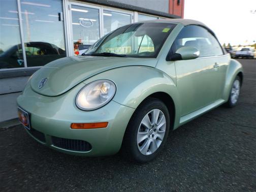 2009 Volkswagen New Beetle S