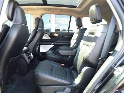 2022 Lincoln Aviator Reserve AWD