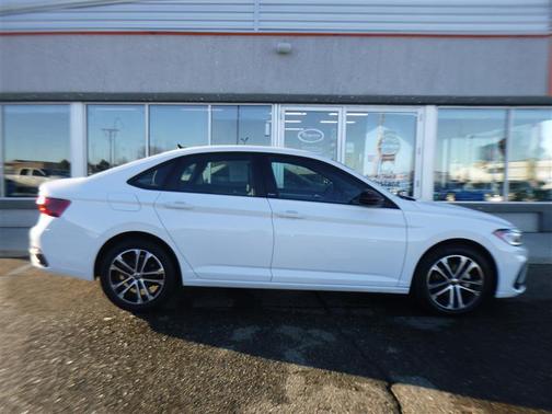 2025 Volkswagen Jetta 1.5T Sport