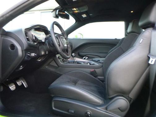 Sublime Metallic Clearcoat 2023 Dodge Challenger R/T
