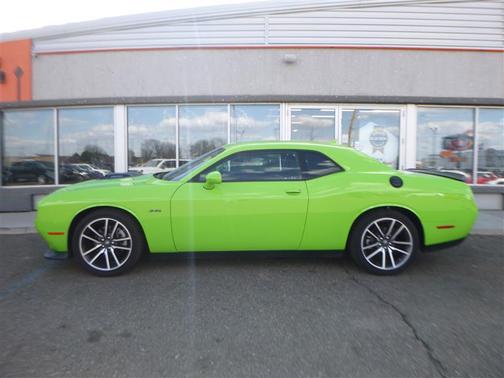 Sublime Metallic Clearcoat 2023 Dodge Challenger R/T