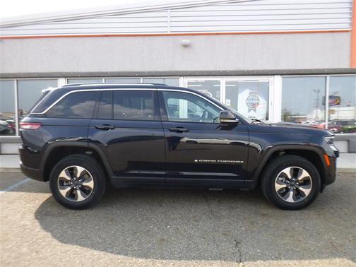 2022 Jeep Grand Cherokee 4xe Base
