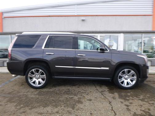 2017 Cadillac Escalade Premium Luxury