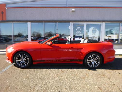 2017 Ford Mustang EcoBoost Premium