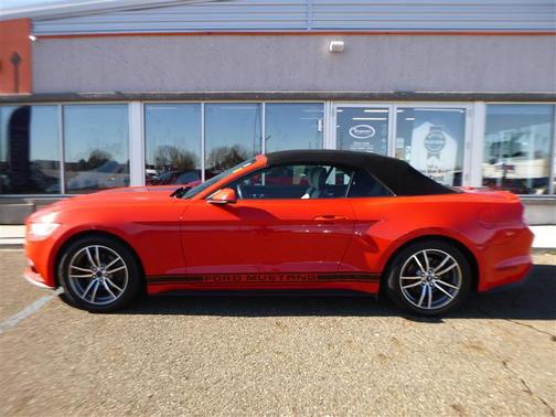 2017 Ford Mustang EcoBoost Premium