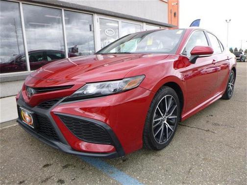 2022 Toyota Camry SE