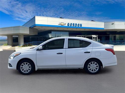 2019 Nissan Versa 1.6 S+