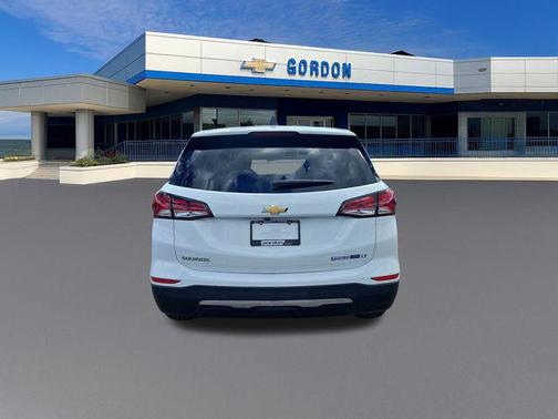 White 2024 Chevrolet Equinox 1LT