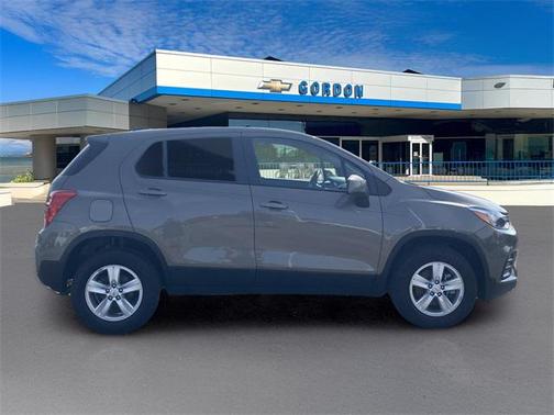 2022 Chevrolet Trax LS
