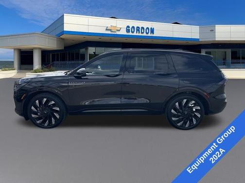 Black 2024 Lincoln Nautilus Reserve