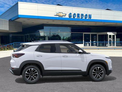 White 2026 Chevrolet Trailblazer LT