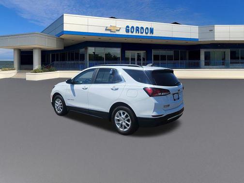 White 2024 Chevrolet Equinox 1LT