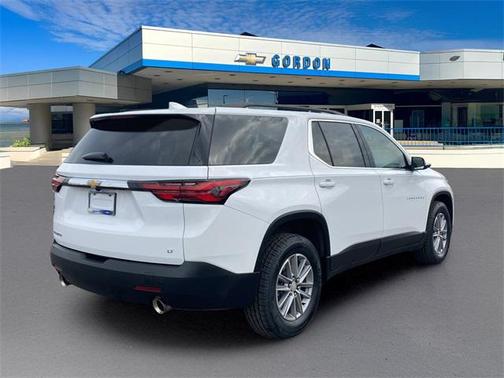 2022 Chevrolet Traverse LT Leather