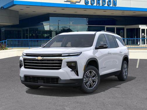 White 2026 Chevrolet Traverse LT