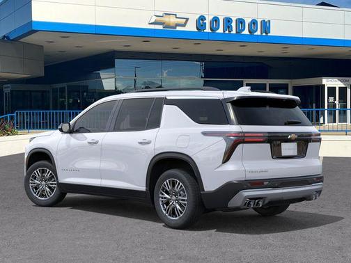 White 2026 Chevrolet Traverse LT