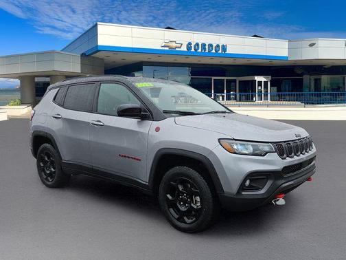 2023 Jeep Compass Trailhawk