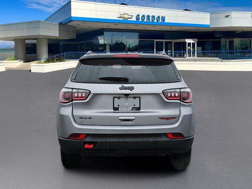 2023 Jeep Compass Trailhawk