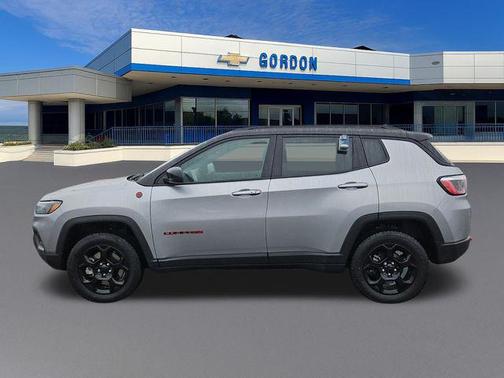 2023 Jeep Compass Trailhawk