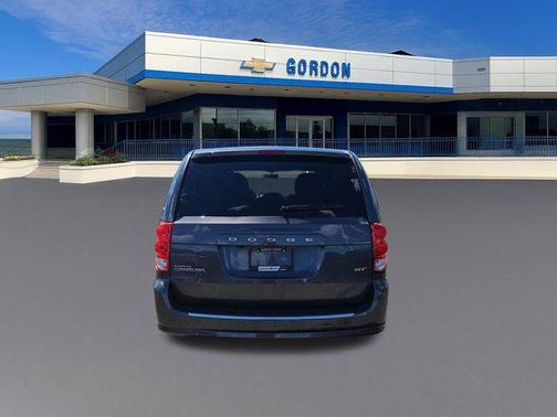 Gray 2017 Dodge Grand Caravan GT