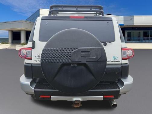 2014 Toyota FJ Cruiser Base