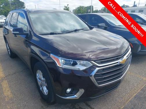 2021 Chevrolet Traverse LT Cloth
