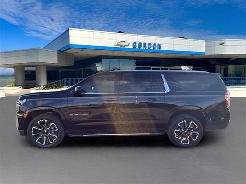 2023 Chevrolet Suburban LS