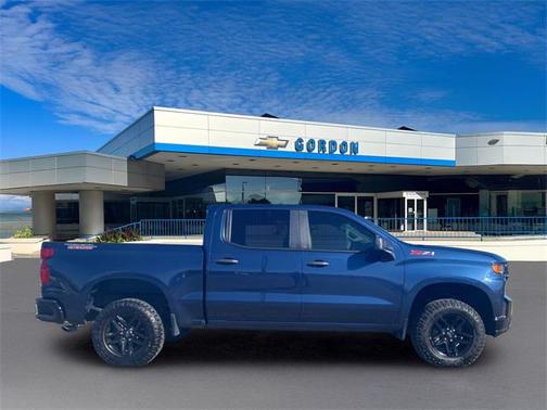 2022 Chevrolet Silverado 1500 Custom Trail Boss