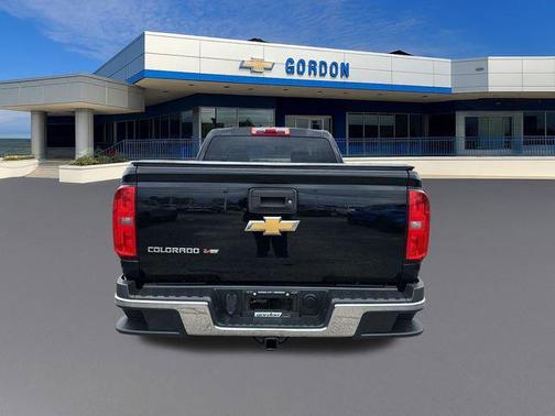 Black 2017 Chevrolet Colorado WT