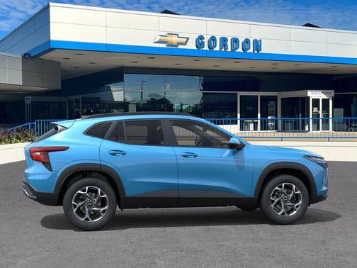 Blue 2026 Chevrolet Trax LT