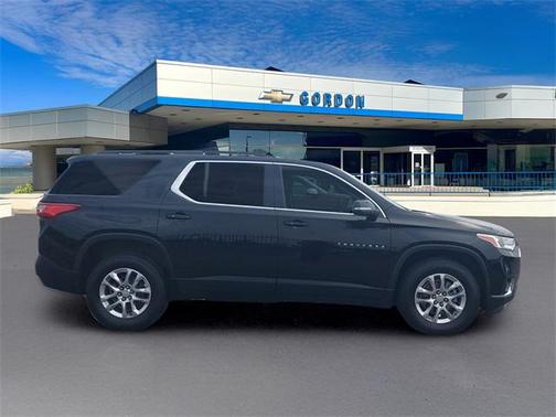 2021 Chevrolet Traverse LT Cloth