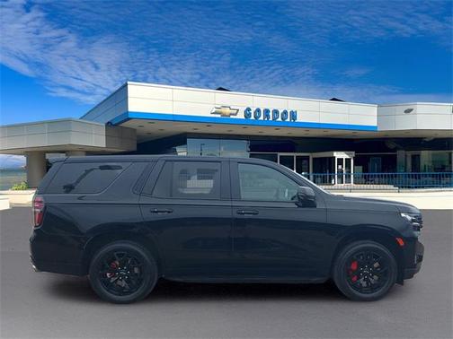 2023 Chevrolet Tahoe 4WD RST