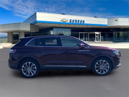 2022 Lincoln Nautilus Reserve
