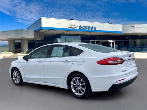 2020 Ford Fusion SE