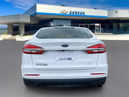 2020 Ford Fusion SE