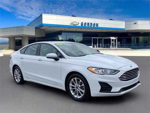 2020 Ford Fusion SE