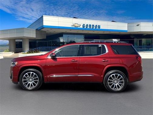 2023 GMC Acadia Denali