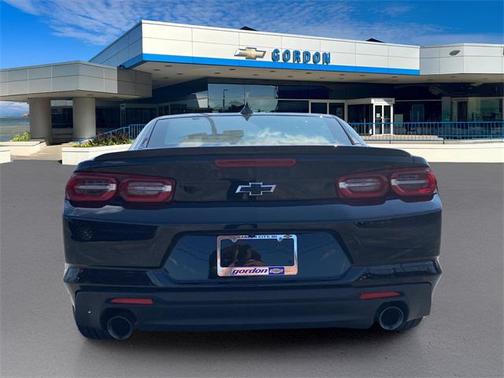 2022 Chevrolet Camaro RWD Coupe LT1